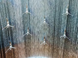 Słynny wodospad w Dubai Mall